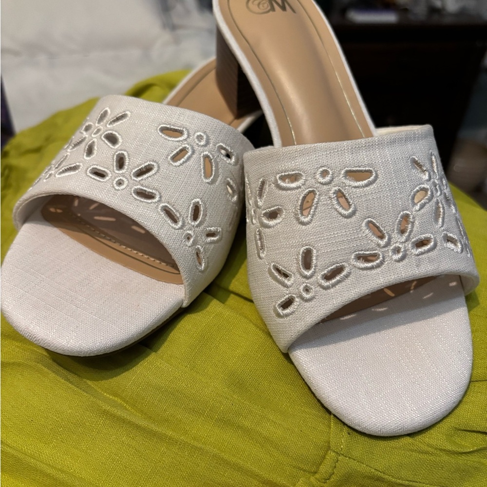 White Floral Cutout Mules for Casual Wear